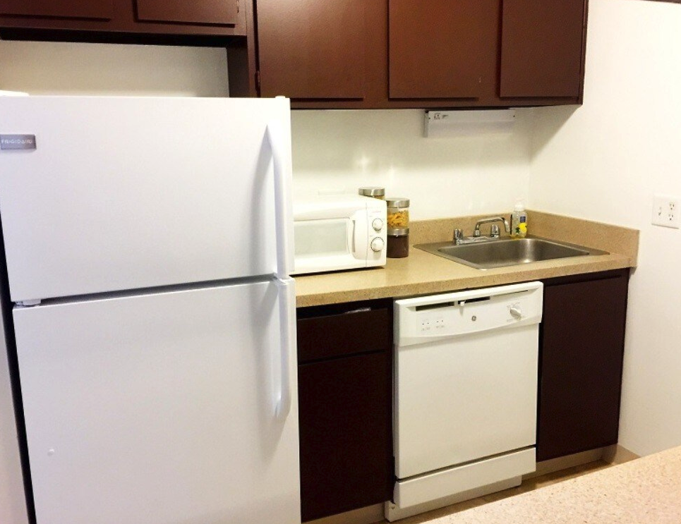 Portage Pointe - Photo 3 of 6