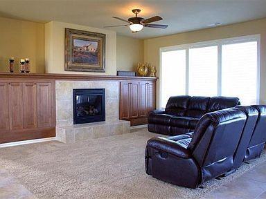 2814 Riverbend Dr #NA - Photo 2 of 6