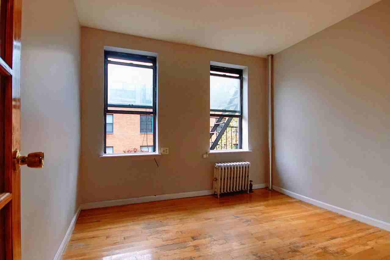 34 East 7th Street - Photo 6 of 13