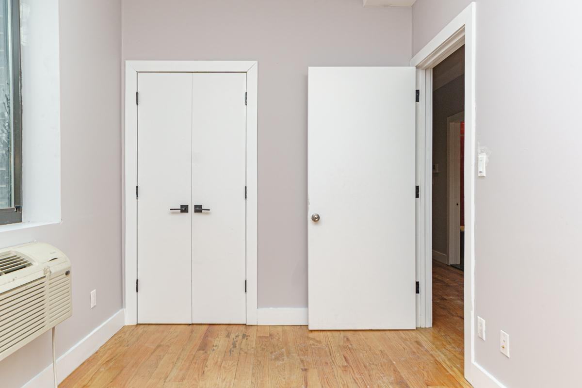 1599 Bergen St #2R - Photo 3 of 15
