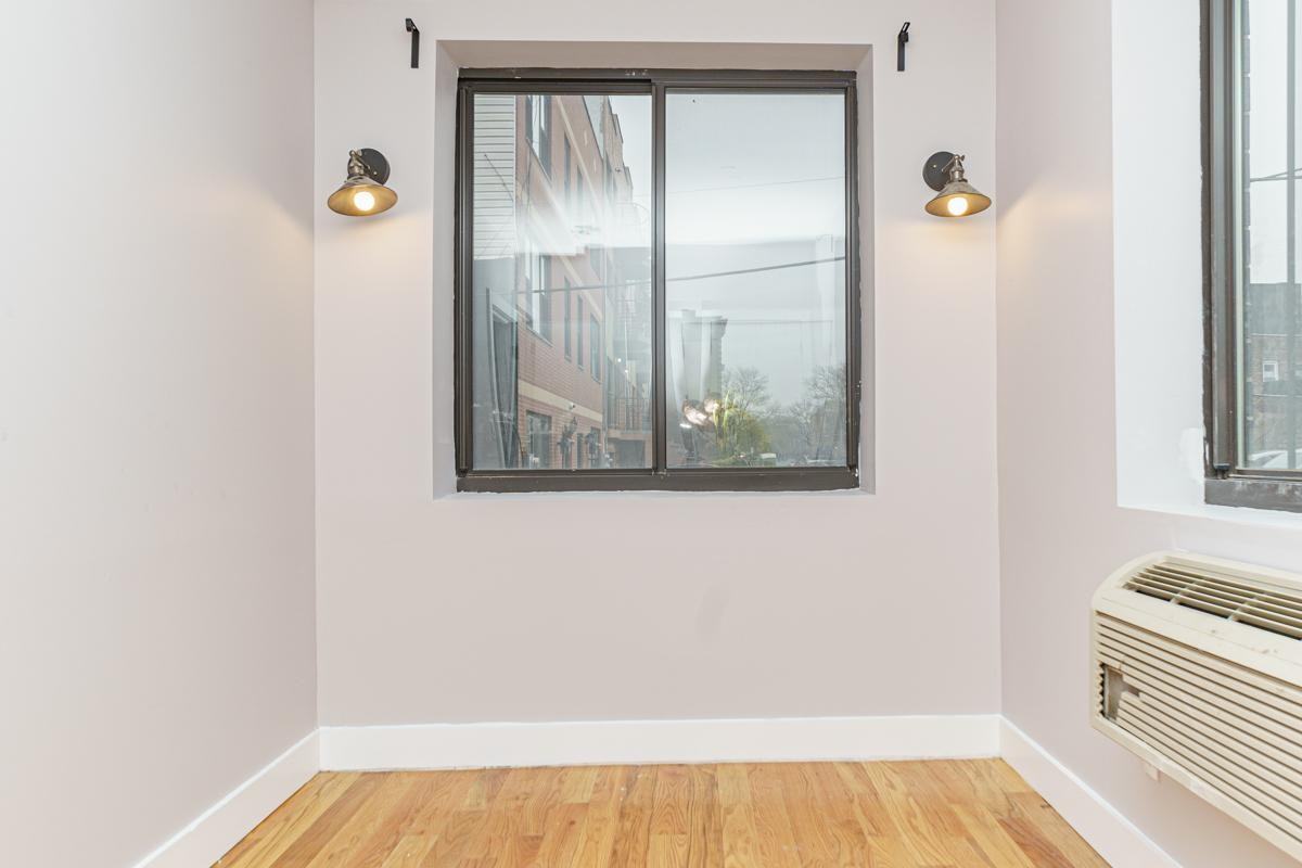 1599 Bergen St #2R - Photo 4 of 15