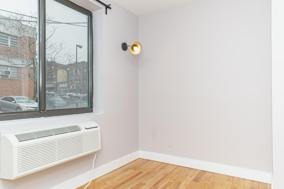 1599 Bergen St #2R - Photo 5 of 15