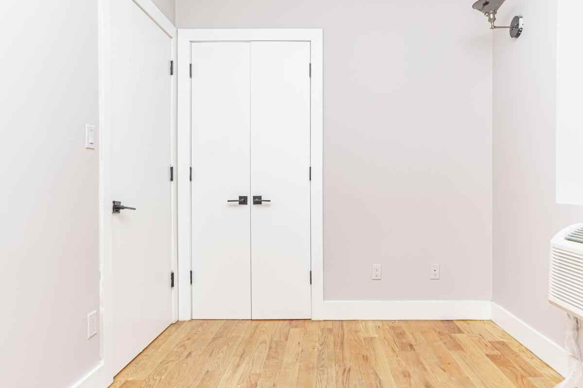 1599 Bergen St #2R - Photo 6 of 15