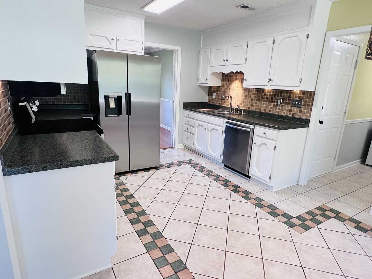 116 Bibb Dr #1 - Photo 7 of 40