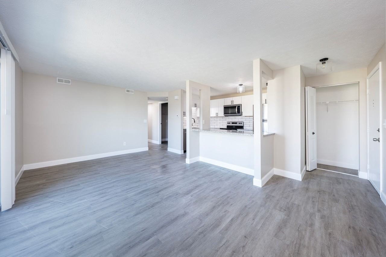 Fairfield Square - Photo 6 of 29