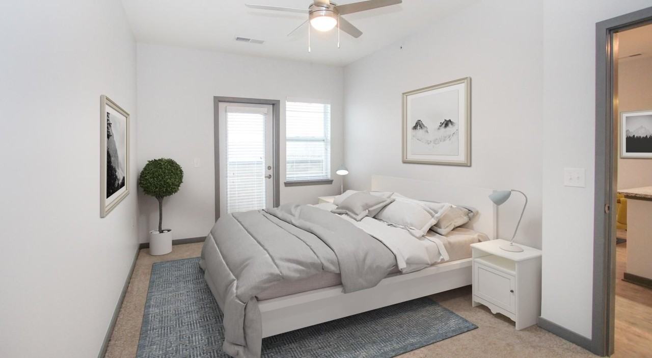 Wilshaw - Photo 3 of 79