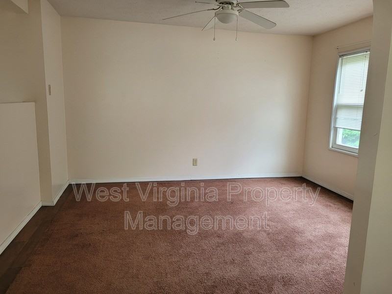 49 Astor Lane #A - Photo 3 of 9