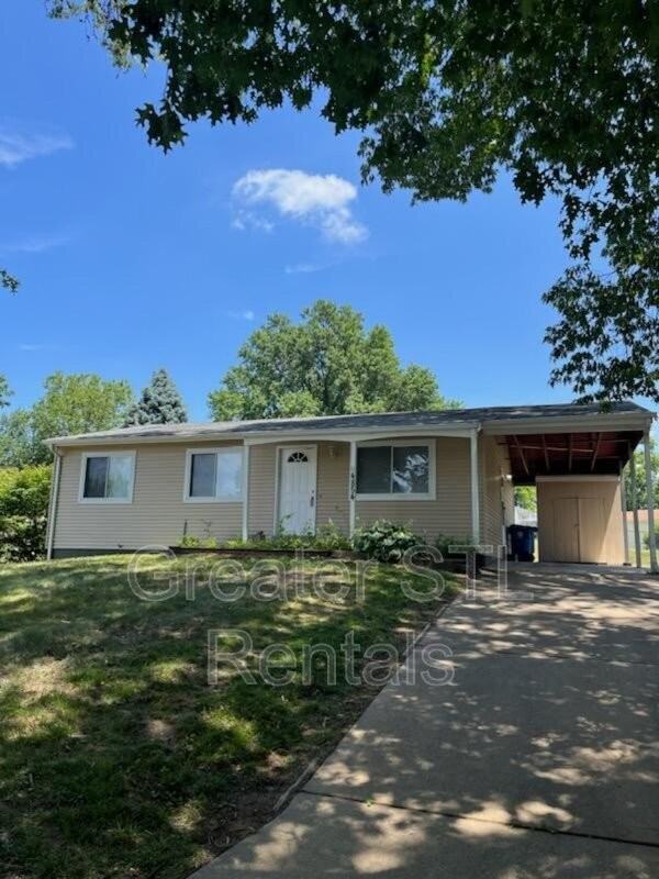 4854 Plum Tree Cir - Photo 2 of 15