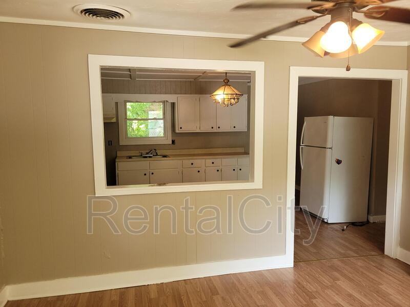 764 Circle Dr - Photo 2 of 11