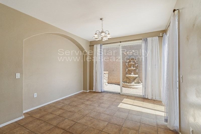 860 S Huish Dr - Photo 2 of 35