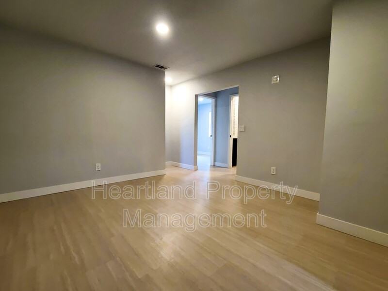 572 El Cajon Blvd - Photo 2 of 7