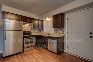 featured image of 930 S Campbell Ave