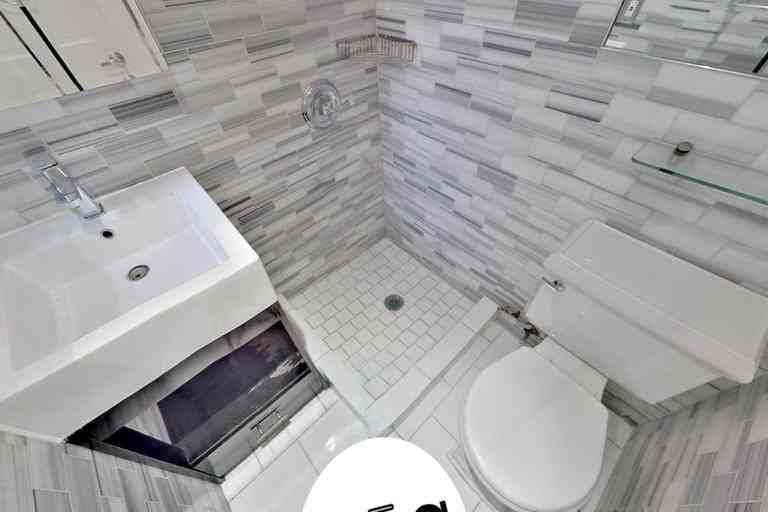 Mulberry St #4R - Photo 3 of 3