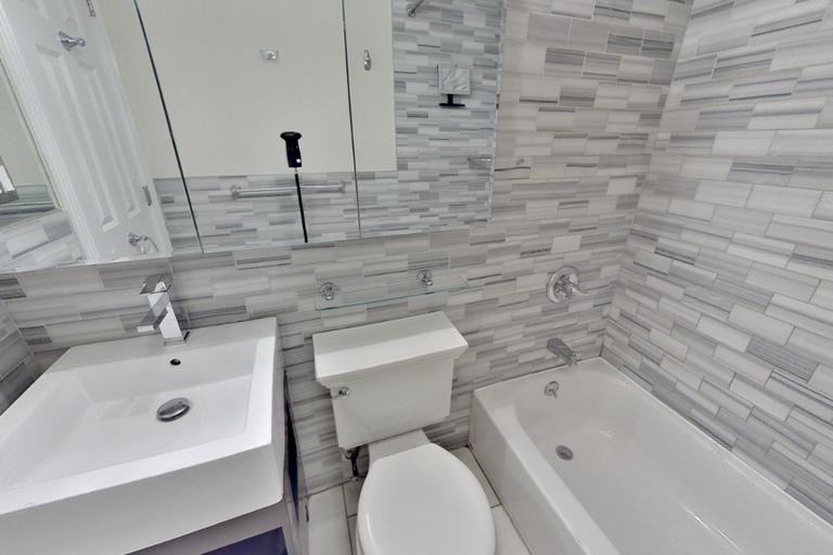 W 14th St #B - Photo 7 of 7