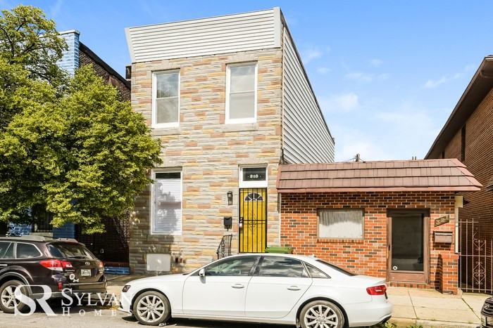 319 S Conkling St - Photo 2 of 14