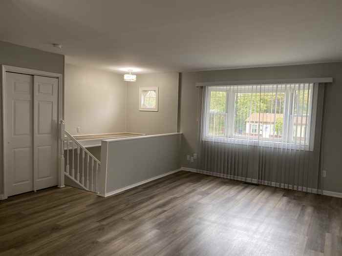 2925 Wheatfield Dr - Photo 3 of 11