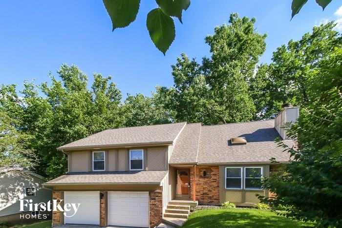 5915 Nw Caney Creek Dr - Photo 2 of 15
