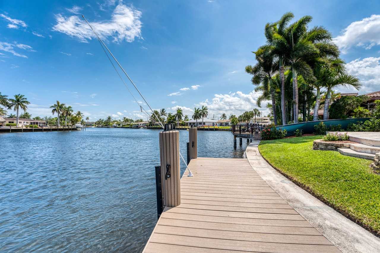 1220 Se 7th Ave #NA - Photo 3 of 31