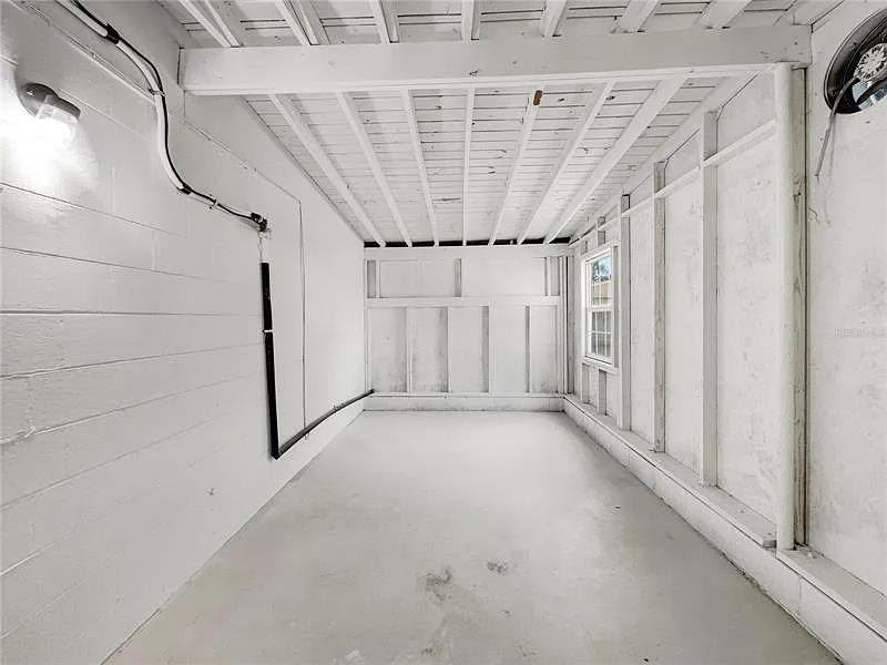 512 Georgia Ave #NA - Photo 2 of 9