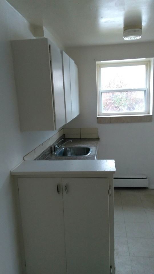 165 Godfrey - Photo 3 of 4