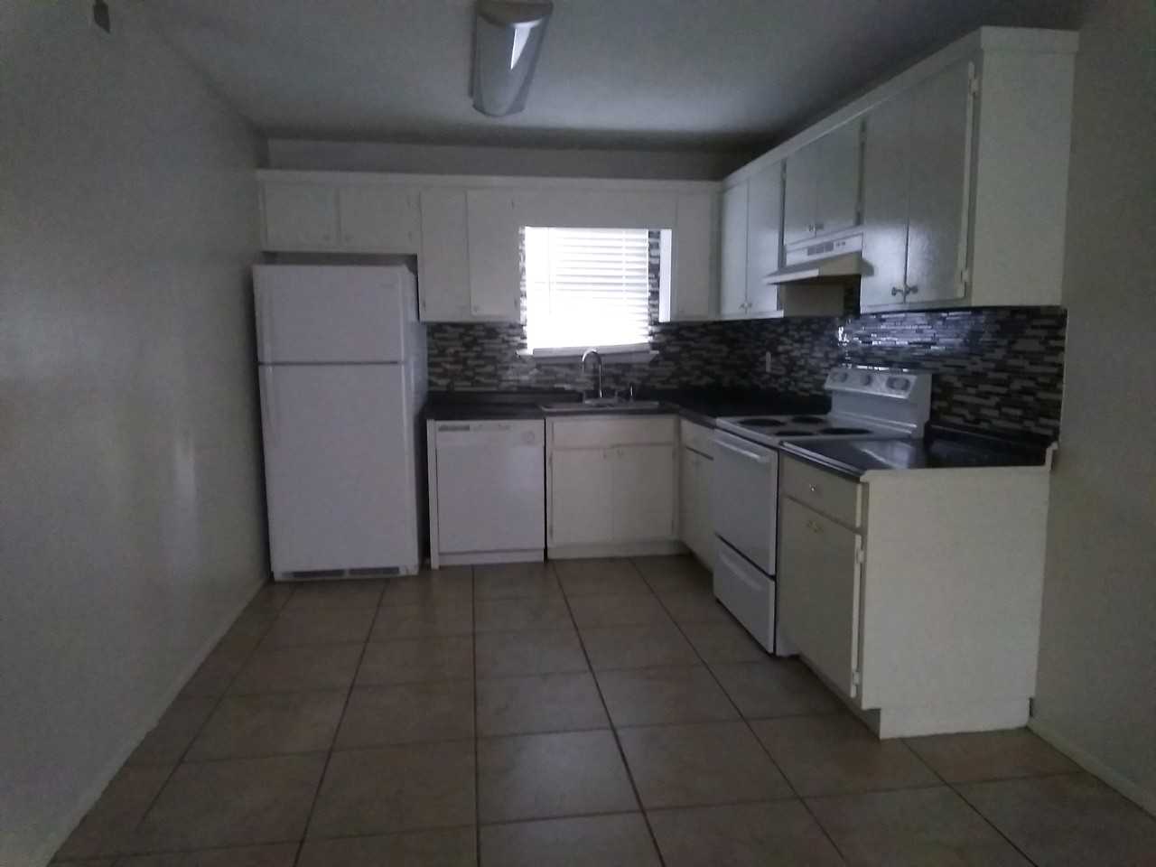 1 Meadow Run Cir #1D - Photo 3 of 6