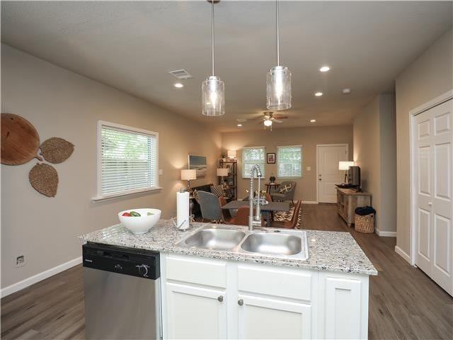 707 Garrett St #1 - Photo 3 of 18