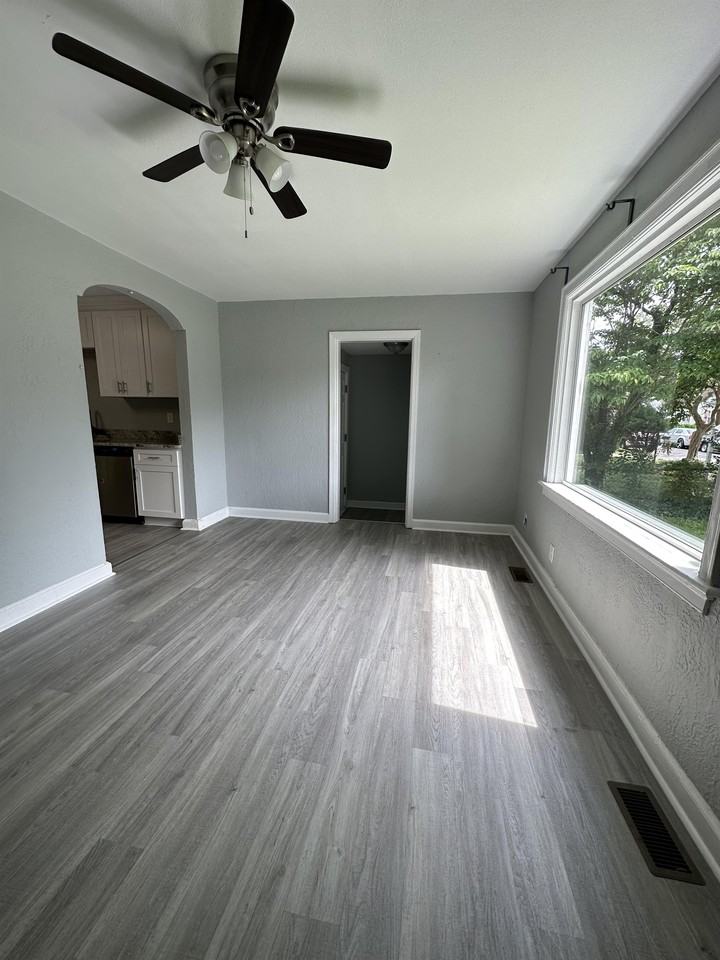 3301 Vimy Ridge Ave #1 - Photo 2 of 13