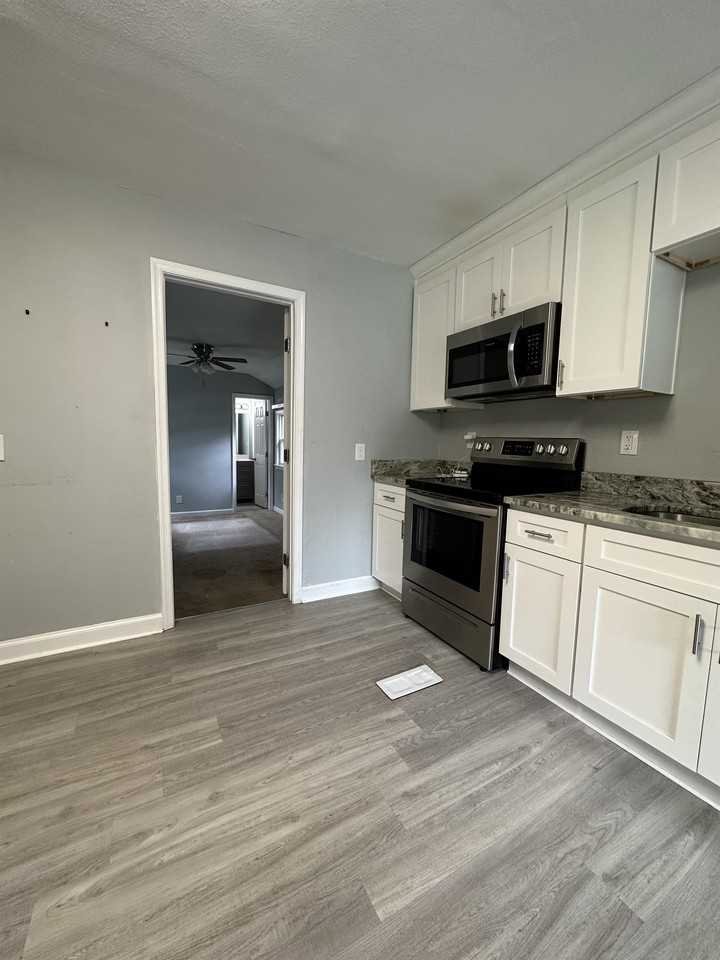 3301 Vimy Ridge Ave #1 - Photo 5 of 13