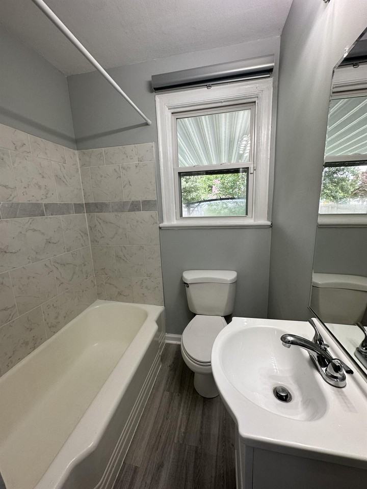 3301 Vimy Ridge Ave #1 - Photo 7 of 13