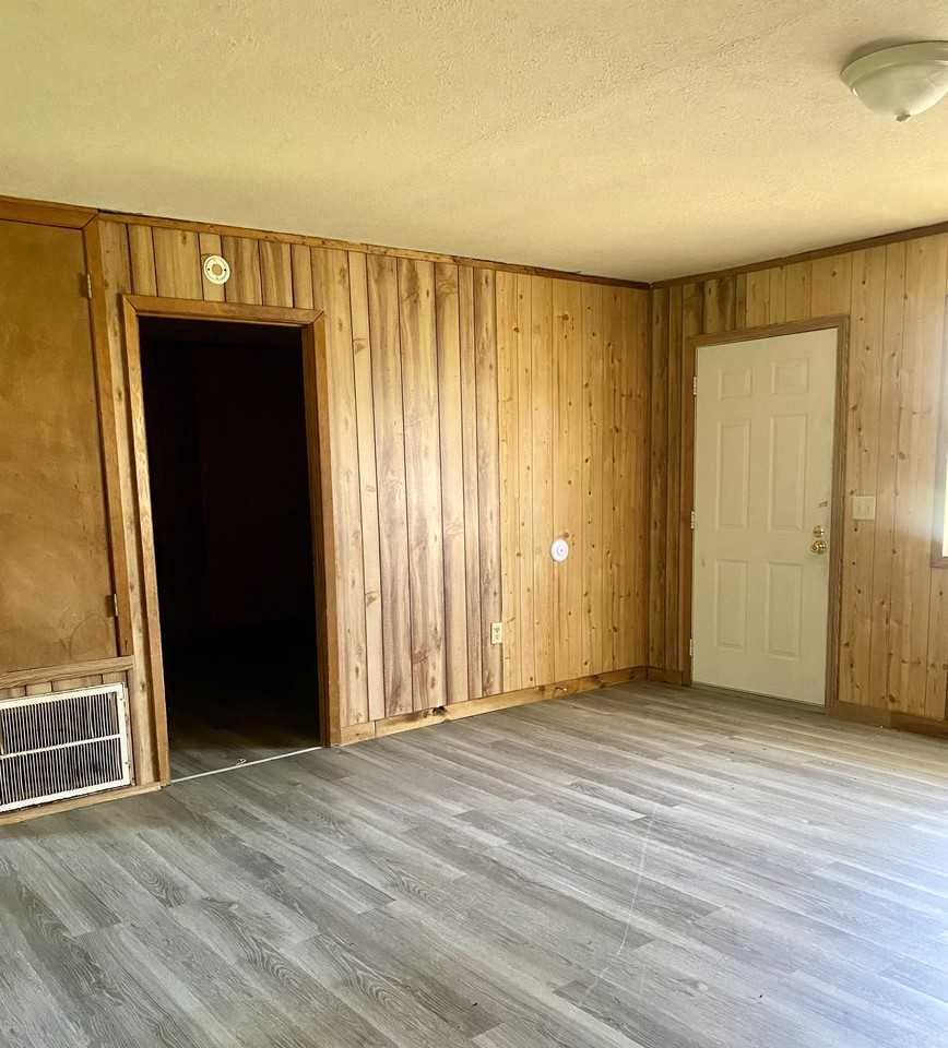 119 DR 980 - A16 #A16 - Photo 4 of 5