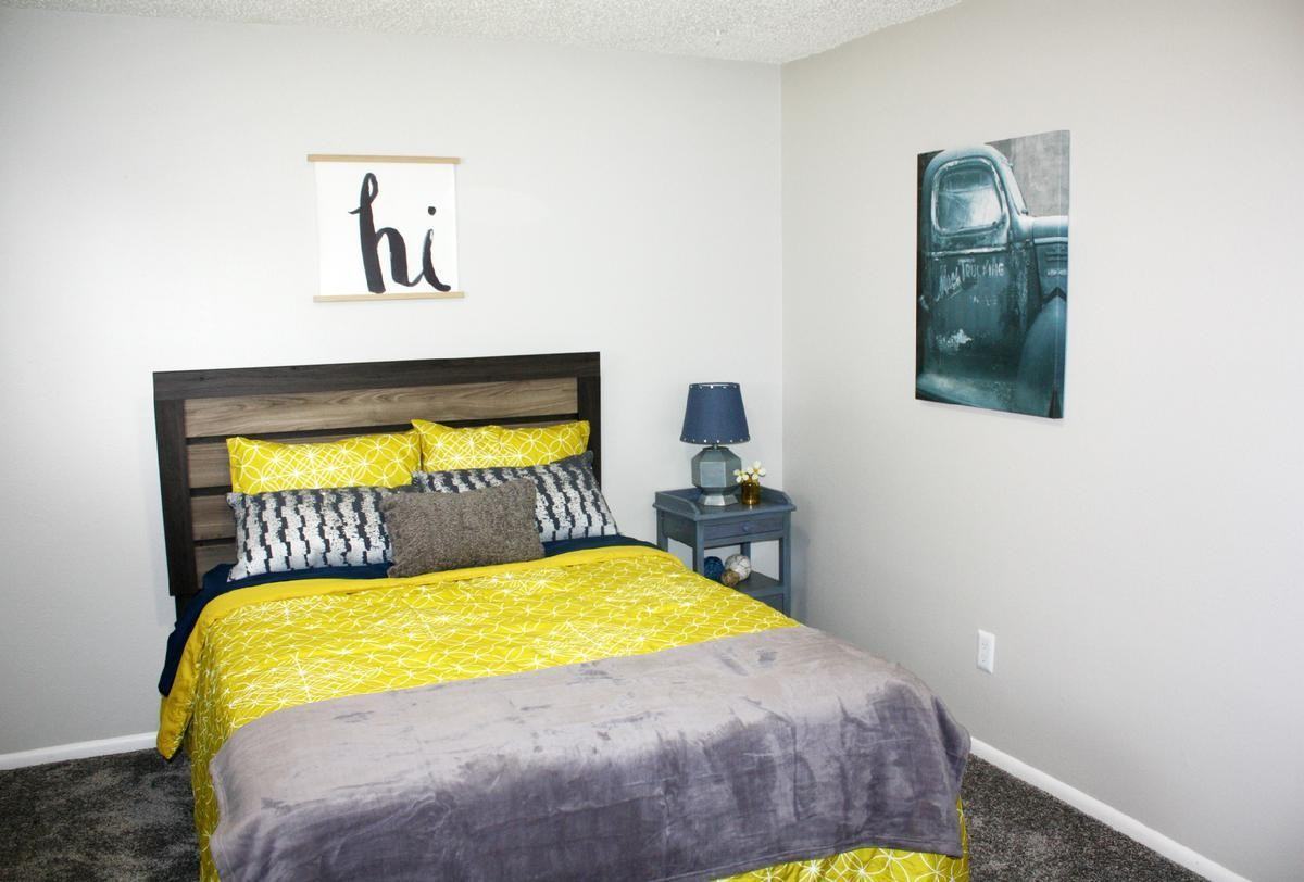 2201 14th Ave - Photo 6 of 27