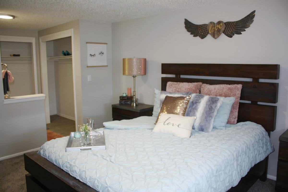 2201 14th Ave - Photo 7 of 27