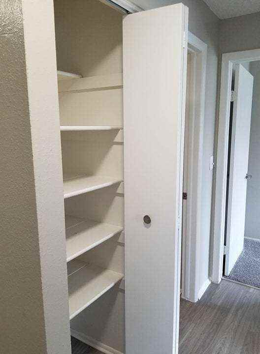 2201 14th Ave - Photo 5 of 27