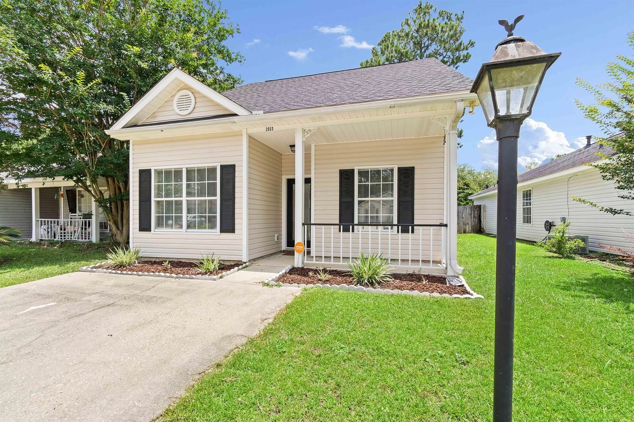 2033 Post Oak Ct #1 - Photo 2 of 27