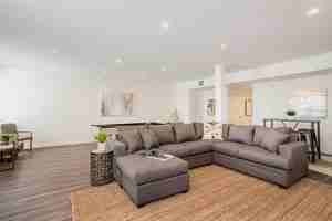 featured image of 3851 Harbour Island Ln