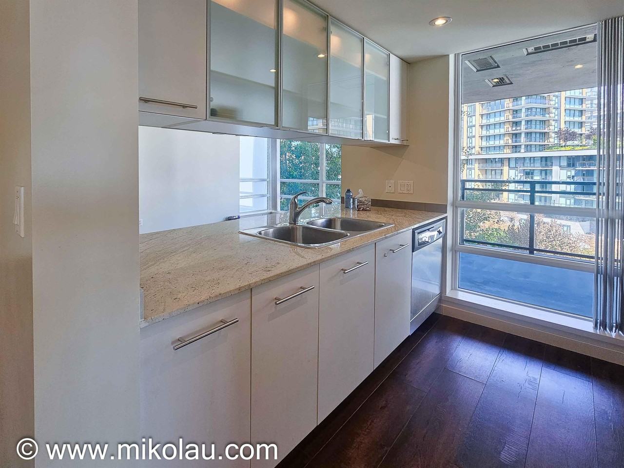 3333 Richmnond Wall Ctr #1 - Photo 3 of 15