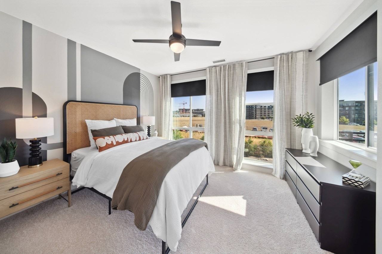 AMLI RiNo - Photo 4 of 50