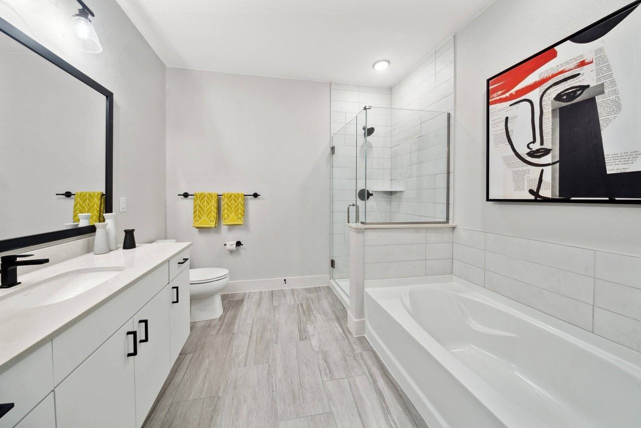 AMLI RiNo - Photo 5 of 50