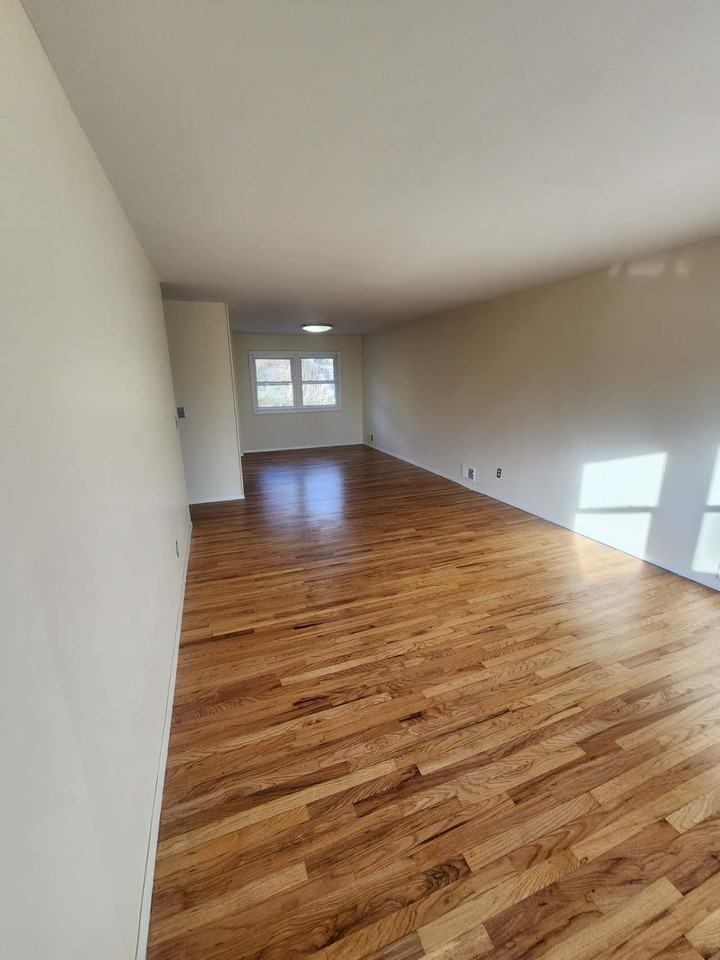 612 West Fingerboard Road 2f - Photo 2 of 5