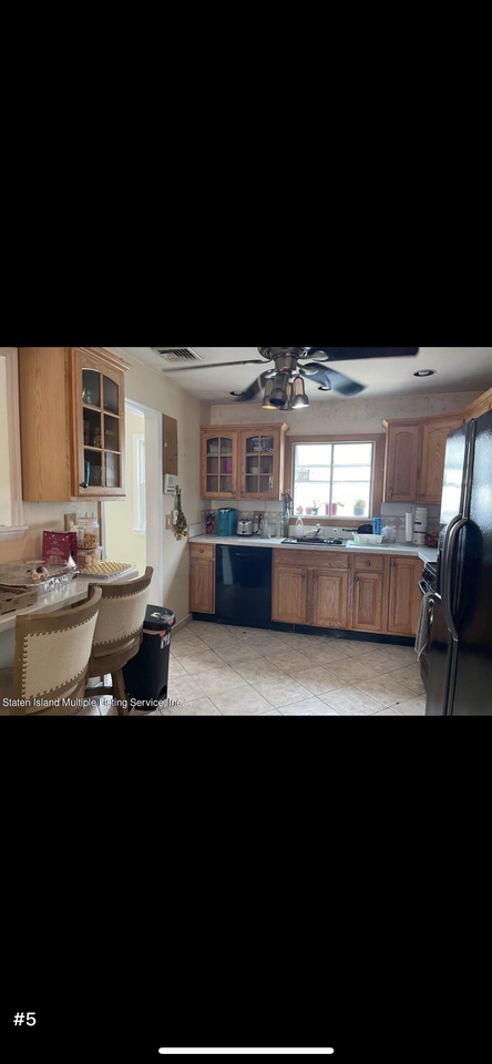 165 Seneca Avenue #2 - Photo 2 of 4