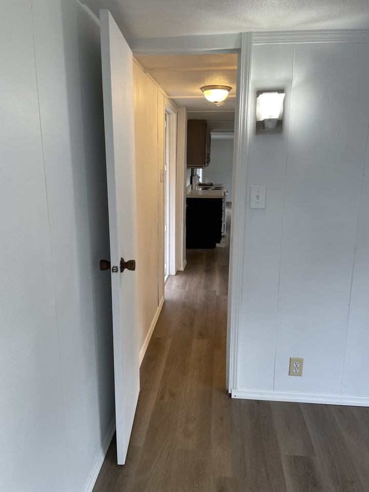161 Annie Dr #161 - Photo 3 of 9