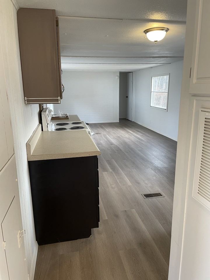 161 Annie Dr #161 - Photo 7 of 9