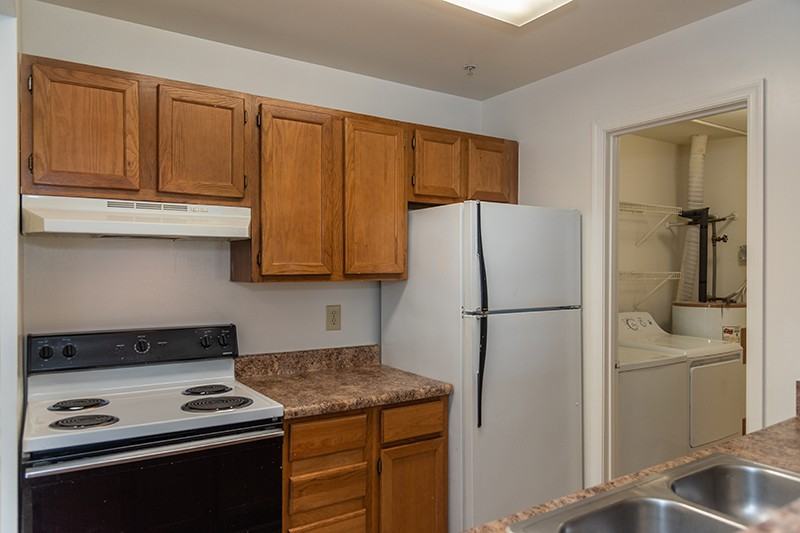 Townsend Square - Photo 4 of 50