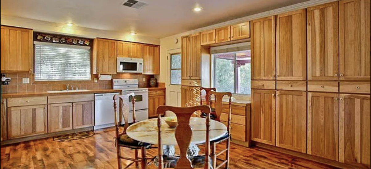 17450 Crawford St #NA - Photo 2 of 19