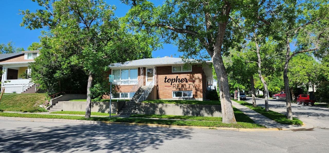 646 N Benton Ave - Photo 2 of 11