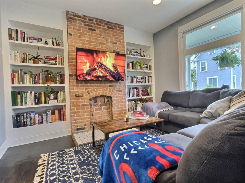 486 Elsmere St - Photo 3 of 29