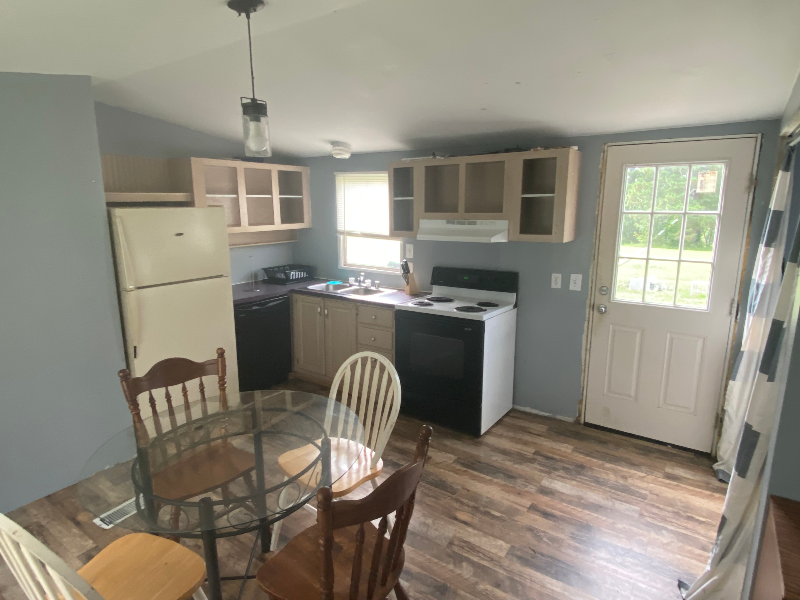 1816 E Home Ave - Photo 3 of 17