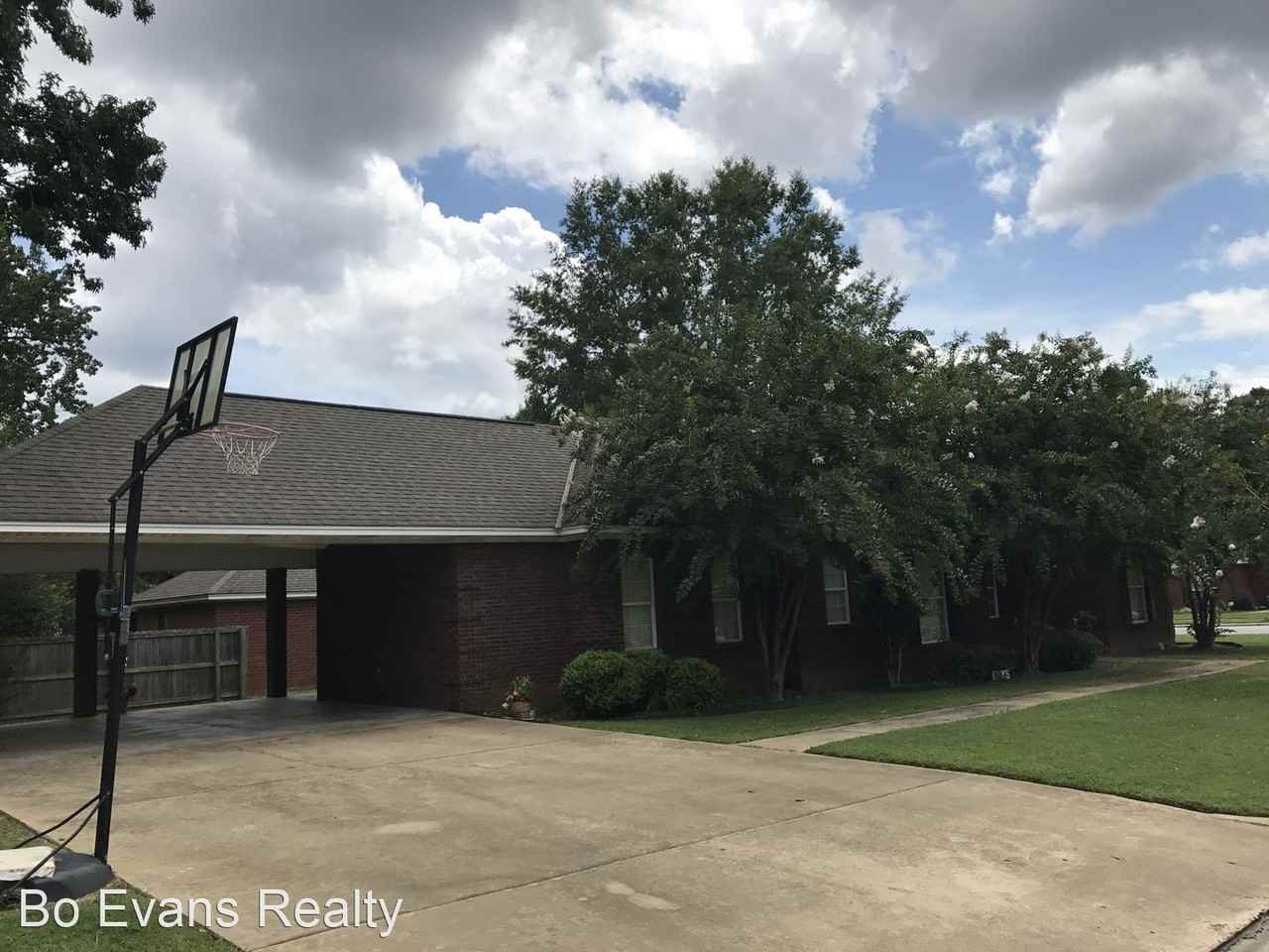 504 River Park Ct - Photo 2 of 9