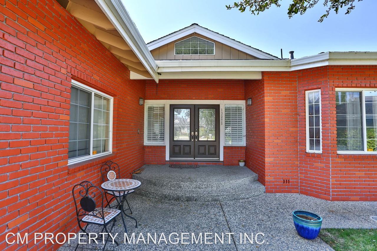 13275 Glasgow Ct - Photo 2 of 24