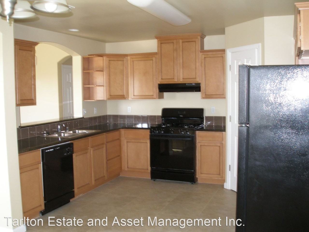 2841 Florence Ave - Photo 2 of 6